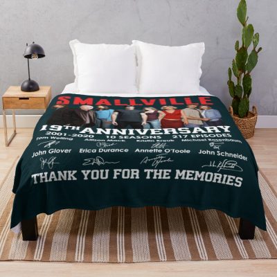 Smallville Member Memories Throw Blanket