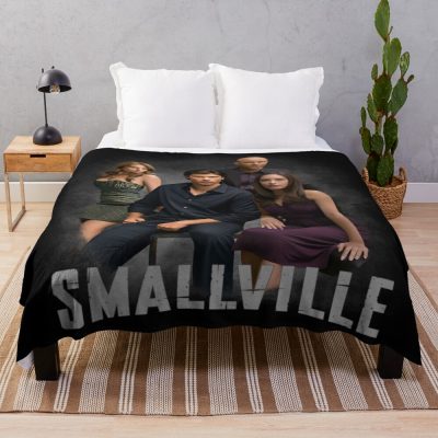 Smallville Group Throw Blanket